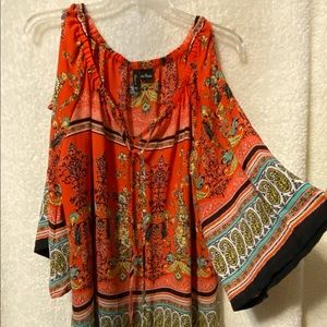 Shoulder peep multi colored lightweight blouse